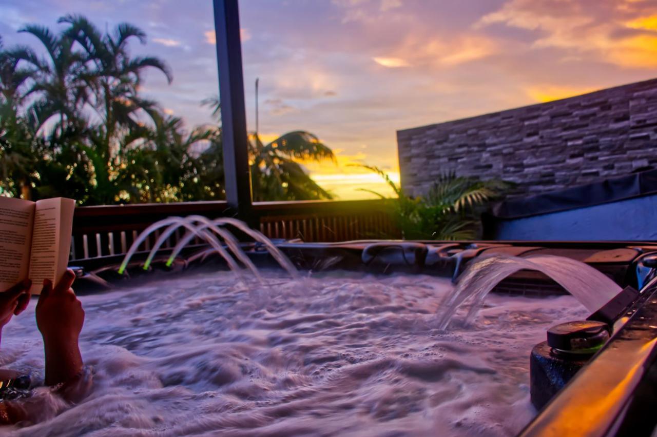 Ka Hema - Maison Entiere Avec Jacuzzi Et Vue Sur Mer Saint-Joseph Extérieur photo